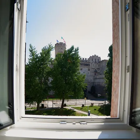 La Loggia Del Castello 4* 特伦托
