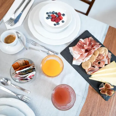 Nocleg ze śniadaniem La Loggia Del Castello Trydent