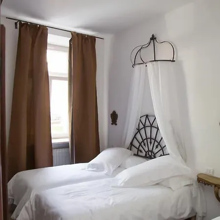 La Loggia Del Castello Frühstückspension