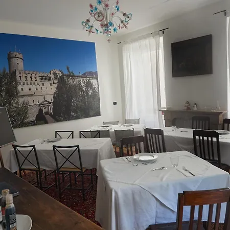 La Loggia Del Castello Frühstückspension