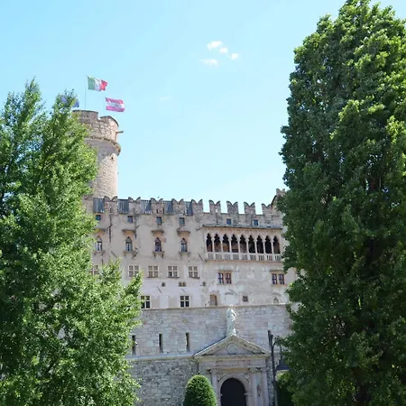 Frühstückspension La Loggia Del Castello Trient