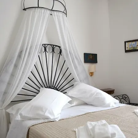 La Loggia Del Castello Oda ve Kahvaltı Trento