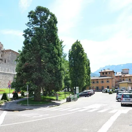 La Loggia Del Castello Nocleg ze śniadaniem 4*