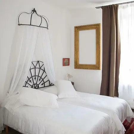 Oda ve Kahvaltı La Loggia Del Castello 4*