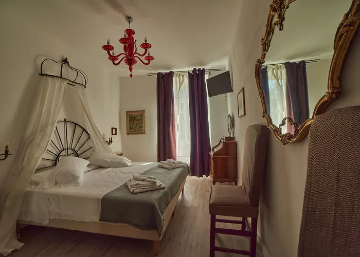 Alojamento de Acomodação e Pequeno-almoço La Loggia Del Castello Trento