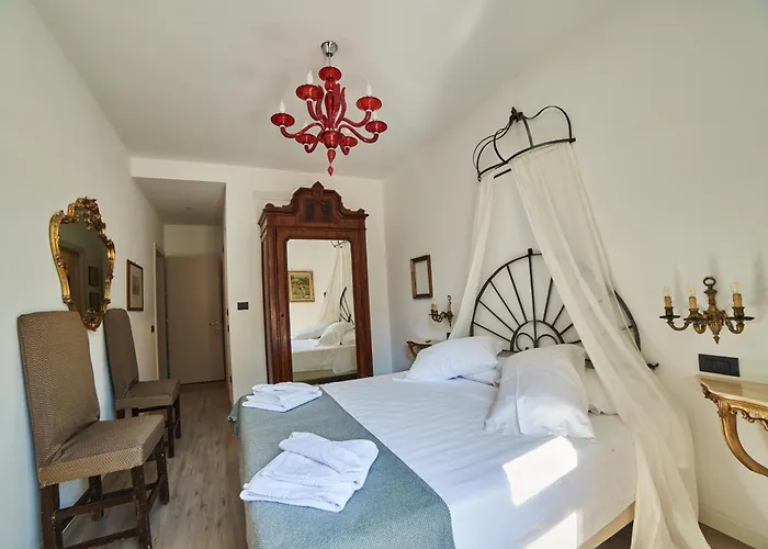 La Loggia Del Castello 住宿加早餐酒店 4*