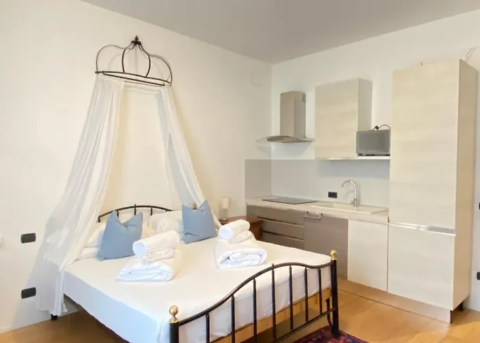 La Loggia Del Castello 4* 特伦托