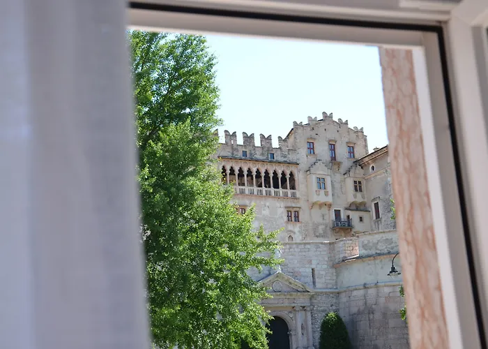 La Loggia Del Castello Trento