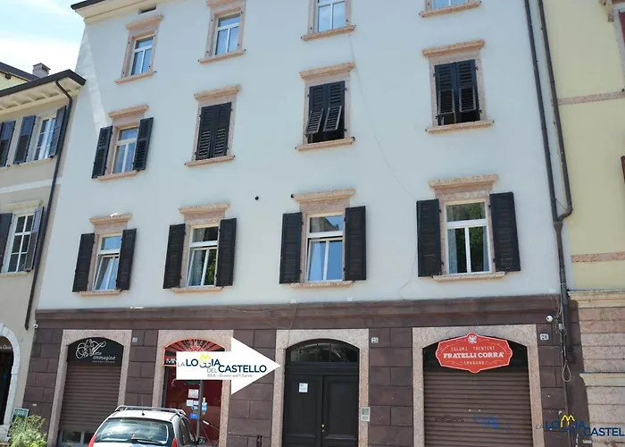 La Loggia Del Castello